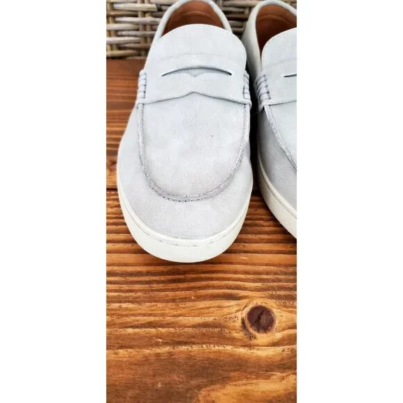 Vince Camuto Faelon Mens Light Gray Loafers 9.5 Casual Slip-On Shoes - Picture 2 of 10